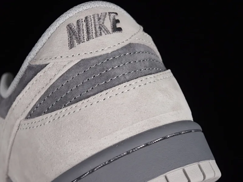 All Categories Nk SB Dunk Series Nk SB Dunk Low Low-top sneakers Otomo Katsuhiro x Nk SB Dunk Low "Steamboy OST" Creative customization collaboration Otomo Katsuhiro co-branded SB low-top sports and leisure sneakers DD3699-003